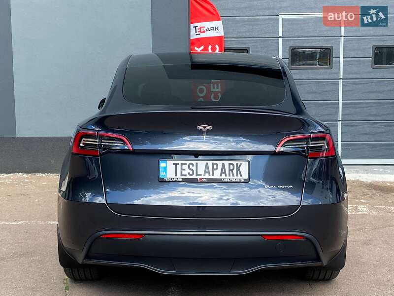 Внедорожник / Кроссовер Tesla Model Y 2024 в Киеве