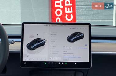 Внедорожник / Кроссовер Tesla Model Y 2024 в 