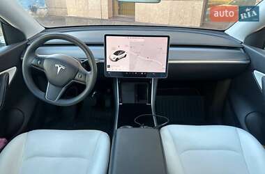 Внедорожник / Кроссовер Tesla Model Y 2022 в 