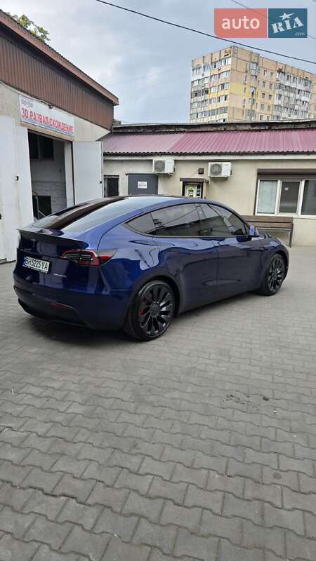 Внедорожник / Кроссовер Tesla Model Y 2023 в Одессе