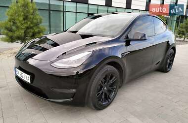 Внедорожник / Кроссовер Tesla Model Y 2022 в 
