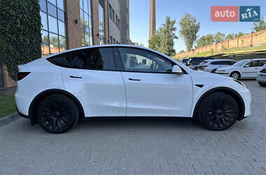 Внедорожник / Кроссовер Tesla Model Y 2024 в 