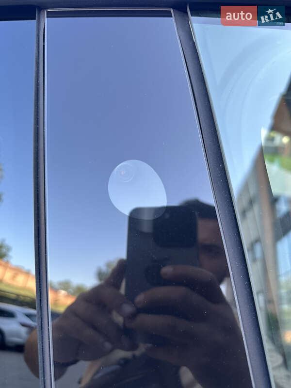Внедорожник / Кроссовер Tesla Model Y 2024 в Черновцах