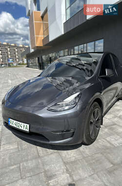 Внедорожник / Кроссовер Tesla Model Y 2021 в 