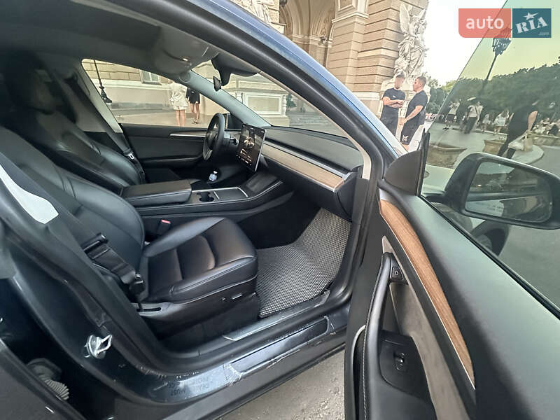 Внедорожник / Кроссовер Tesla Model Y 2022 в Одессе