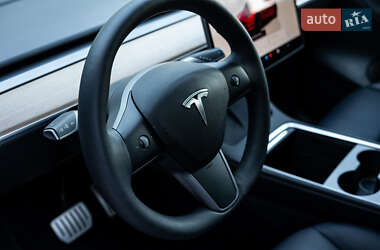 Внедорожник / Кроссовер Tesla Model Y 2022 в 