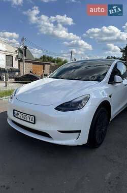 Внедорожник / Кроссовер Tesla Model Y 2023 в 