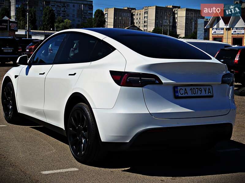 Позашляховик / Кросовер Tesla Model Y 2021 в Черкасах