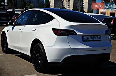 Внедорожник / Кроссовер Tesla Model Y 2021 в 