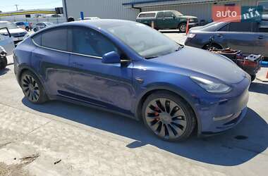 Внедорожник / Кроссовер Tesla Model Y 2020 в 