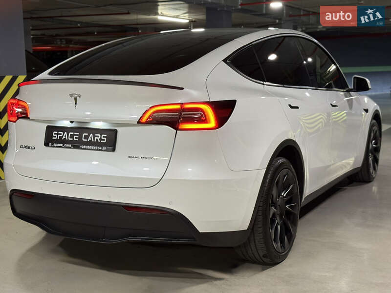 Внедорожник / Кроссовер Tesla Model Y 2021 в Киеве