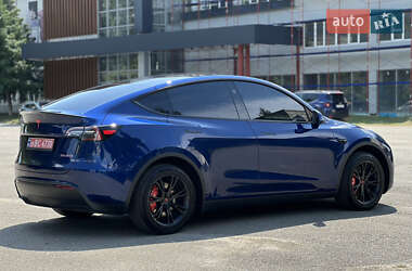 Внедорожник / Кроссовер Tesla Model Y 2024 в 