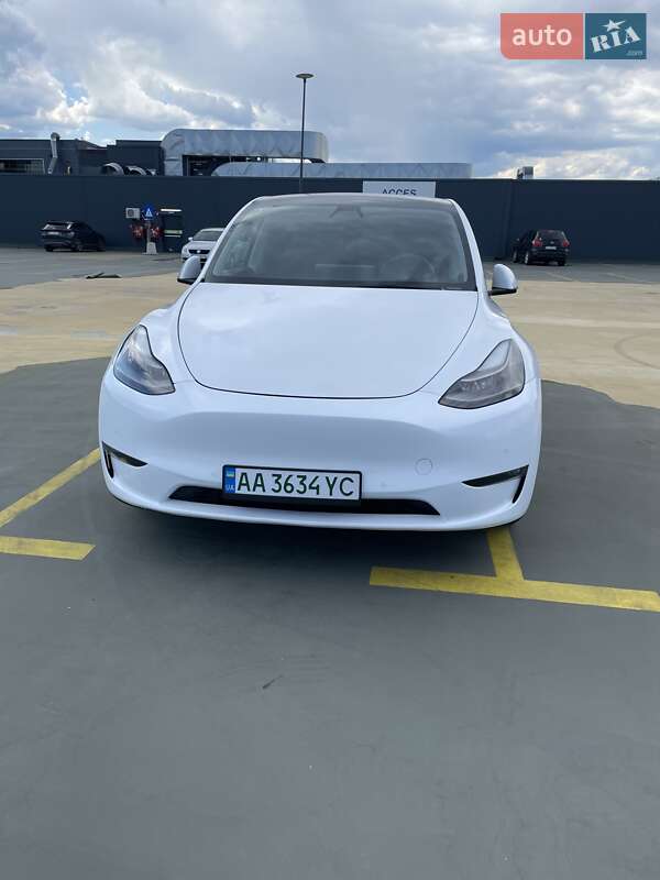 Внедорожник / Кроссовер Tesla Model Y 2021 в Первомайске