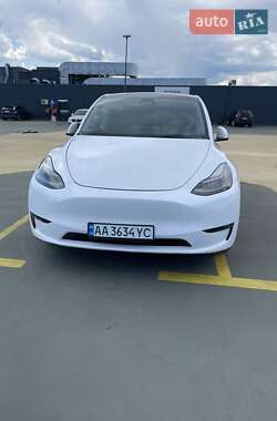 Внедорожник / Кроссовер Tesla Model Y 2021 в 