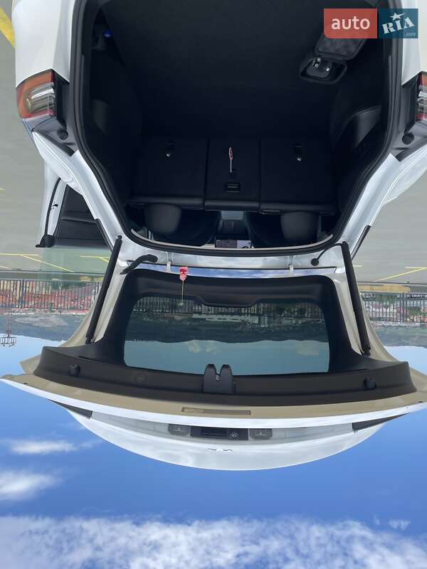 Внедорожник / Кроссовер Tesla Model Y 2021 в Первомайске