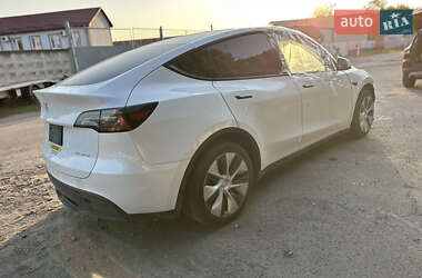 Позашляховик / Кросовер Tesla Model Y 2023 в 