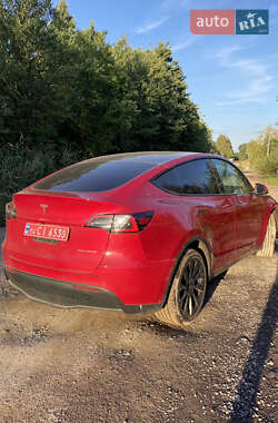 Внедорожник / Кроссовер Tesla Model Y 2021 в 