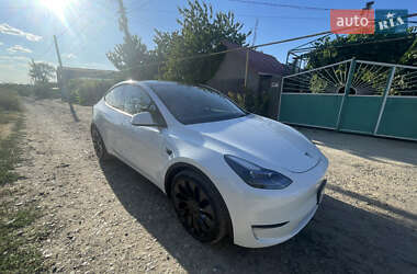 Внедорожник / Кроссовер Tesla Model Y 2022 в 