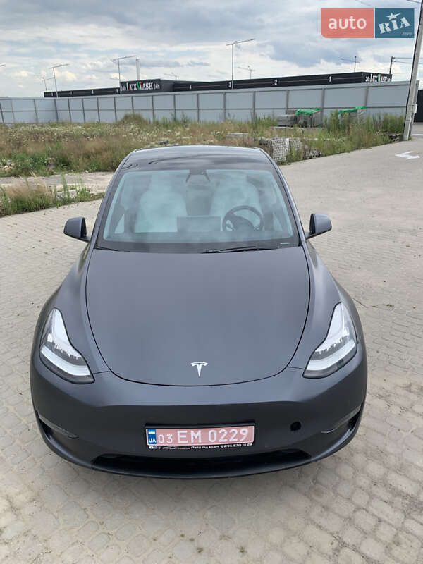Внедорожник / Кроссовер Tesla Model Y 2020 в Львове