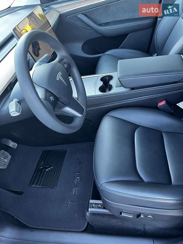 Внедорожник / Кроссовер Tesla Model Y 2023 в Львове фото 12 Внедорожник / Кроссовер Tesla Model Y 2023 в Львове