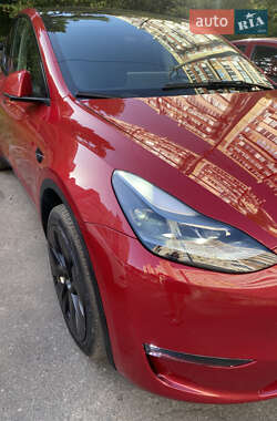 Внедорожник / Кроссовер Tesla Model Y 2023 в 