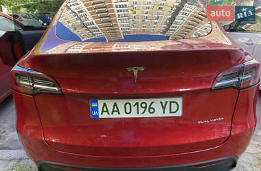 Внедорожник / Кроссовер Tesla Model Y 2023 в 