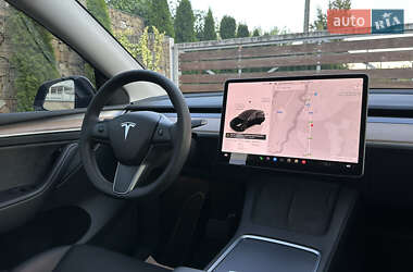 Внедорожник / Кроссовер Tesla Model Y 2023 в 