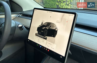 Внедорожник / Кроссовер Tesla Model Y 2023 в 