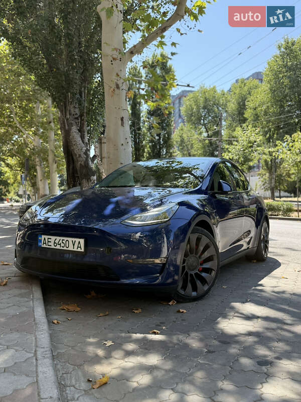 Внедорожник / Кроссовер Tesla Model Y 2020 в Одессе