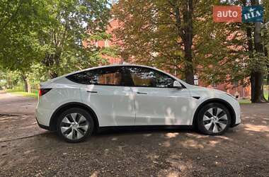 Внедорожник / Кроссовер Tesla Model Y 2020 в 