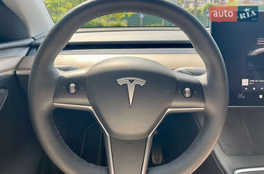 Внедорожник / Кроссовер Tesla Model Y 2023 в 