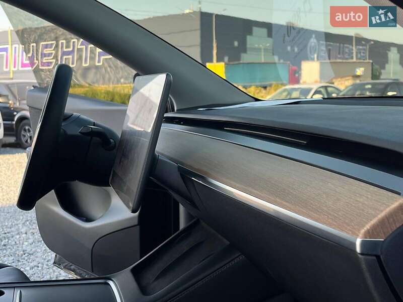 Внедорожник / Кроссовер Tesla Model Y 2022 в Львове