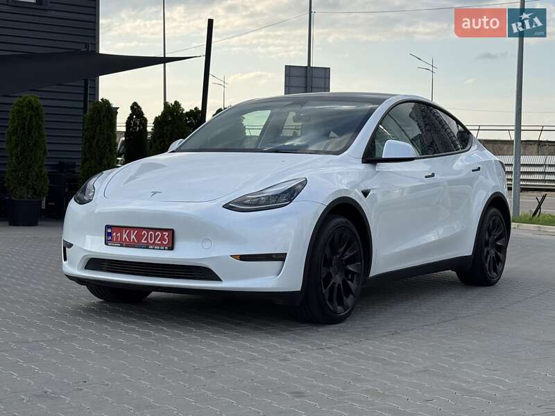 Внедорожник / Кроссовер Tesla Model Y 2023 в 