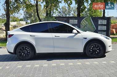 Внедорожник / Кроссовер Tesla Model Y 2023 в 