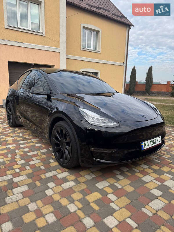 Внедорожник / Кроссовер Tesla Model Y 2022 в Киеве