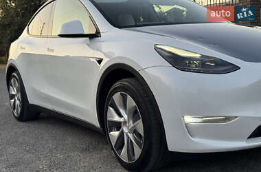 Внедорожник / Кроссовер Tesla Model Y 2020 в 