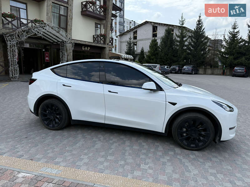 Внедорожник / Кроссовер Tesla Model Y 2021 в Ивано-Франковске фото 4 Внедорожник / Кроссовер Tesla Model Y 2021 в Ивано-Франковске