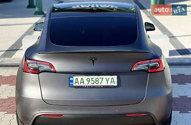 Внедорожник / Кроссовер Tesla Model Y 2022 в 