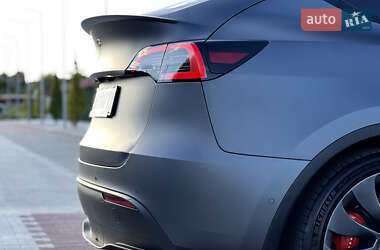 Внедорожник / Кроссовер Tesla Model Y 2022 в 