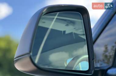 Внедорожник / Кроссовер Tesla Model Y 2022 в 