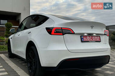 Внедорожник / Кроссовер Tesla Model Y 2023 в 