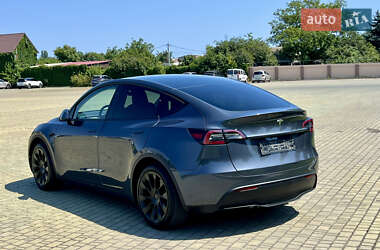 Внедорожник / Кроссовер Tesla Model Y 2024 в 