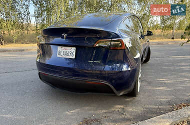 Внедорожник / Кроссовер Tesla Model Y 2021 в 
