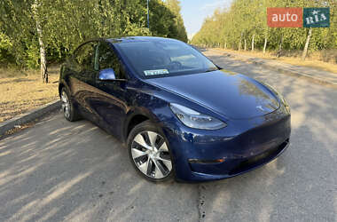 Внедорожник / Кроссовер Tesla Model Y 2021 в 