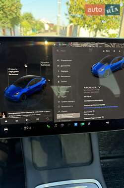 Внедорожник / Кроссовер Tesla Model Y 2022 в 