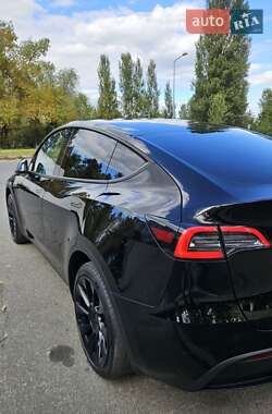 Внедорожник / Кроссовер Tesla Model Y 2023 в 