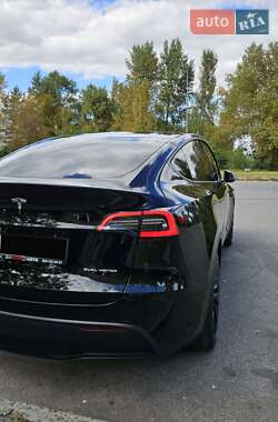Внедорожник / Кроссовер Tesla Model Y 2023 в 