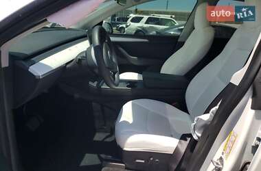 Внедорожник / Кроссовер Tesla Model Y 2023 в 