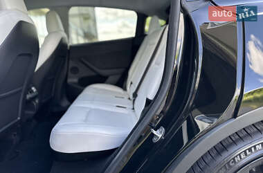 Внедорожник / Кроссовер Tesla Model Y 2023 в 