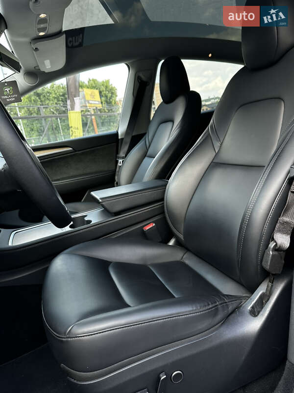Позашляховик / Кросовер Tesla Model Y 2023 в Львові